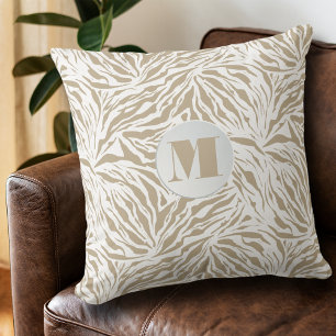 Chic Beige Animal Print Monogram Kudde