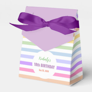 Chic Birthday Pastel Rainbow White Rand Presentaskar