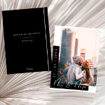 Chic Black and White Photo Bröllop Spara Datumet<br><div class="desc">Chic Black and White Photo Bröllop spara datum Card. - Ange tonen för firande med chicen svart och vitt bröllop spara datum. Med rent linjer,  modernt typsnitt och plats för ditt favoritfoto är det en tidlös plocka för en snyggt,  minimalistisk händelse.</div>