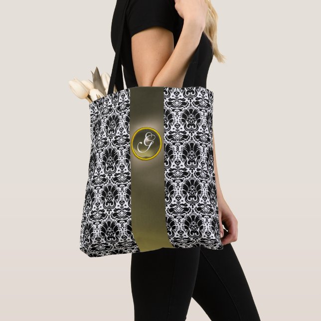 CHIC BLACK WHITE DAMASK GRÅTT GEM MONOGRAM TYGKASSE (Närbild)