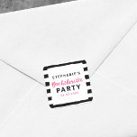 Chic Black & White Rand Rosa Bachelorette Party Fyrkantigt Klistermärke<br><div class="desc">Den här chicen är ett fyrkantigt klistermärke för bachelorette-partiet som har en svart och vit rand-bakgrund och ord "Bachelorette" i söt rosa vattenfärg, ett snyggt sätt att försegla kuverten, favoritpåsar eller för dekoration. Ta en titt på den matchande Bachelorette Party-inbjudan som finns i min butik -> http://www.zazzle.com/chic_black_white_bachelorette_party_invitation-256564780124438394?rf=238364477188679314 Anpassa den med...</div>