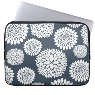 Chic blåttvitblommor laptop sleeve