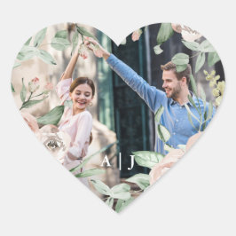 Chic Blommigt med Monogram Photo Bröllop Hjärtformat Klistermärke