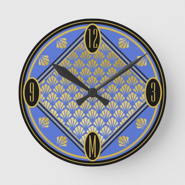 Chic Blue & Black Art Deco Fläkt Mönster Monogram Rund Klocka (Framsida)