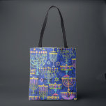 Chic Blue Guld Menorah Star av David Hanukkah Tygkasse<br><div class="desc">Den här helgdag har en chic mönster av guld,  grönt och lila menorah och guld Star av David på blå bakgrund. Designad av världsberömd konstnär Tim Coffey.</div>