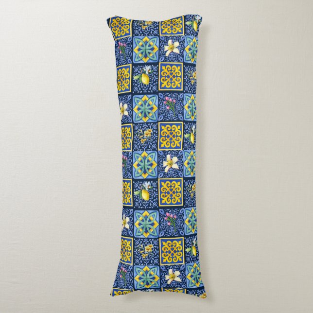 Chic Blue teal Sicilian citrus Mediterranean Kroppskudde (Framsidan Vertikal)