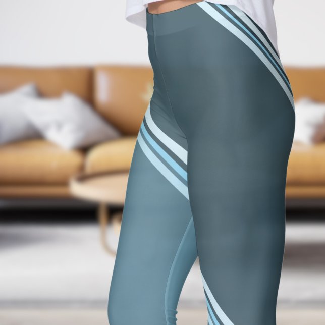 Chic Blue under Grått-utskrift i utskrift Leggings (Chic Blue under Gray Banded Print Leggings)