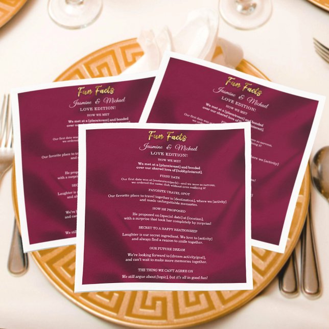 Chic Burgundy och Guld Script Bröllop Roligt Facts Pappersservett (Skapare uppladdad)