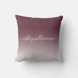 Chic Burgundy White Ombre Effect Monogram Namn Kudde