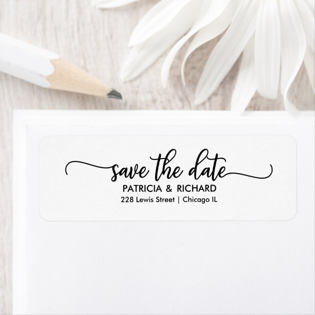 Chic Calligraphy Save the Date Returadress Etikett (Insitu)