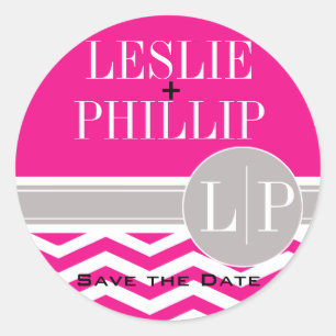 Chic Chevron Monogram   fuschia Runt Klistermärke
