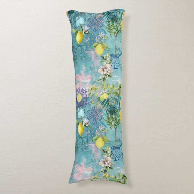 Chic collage blue turquise sicilian citrus blommig kroppskudde (Framsidan Vertikal)