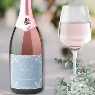 Chic Dusty Blue & White Snyggt Bröllop Champagne