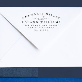 Chic Elegant Script Two Last Names Returadress Stämpel