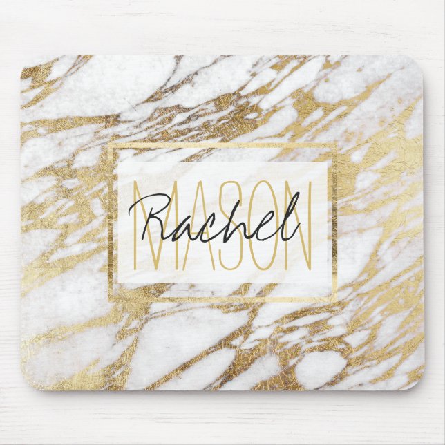 Chic Elegant White och Guld Marble Monogram Musmatta (Framsidan)
