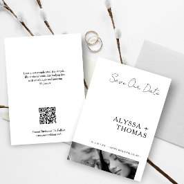 Chic Extra Minimalist Black & White Photo Wedding Spara Datumet