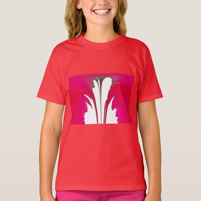 Chic fantastisk Röd ros under vita himlar.png T-shirt (Framsida)