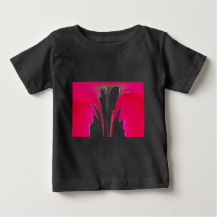 Chic fantastisk Röd ros under vita himlar.png T-shirt
