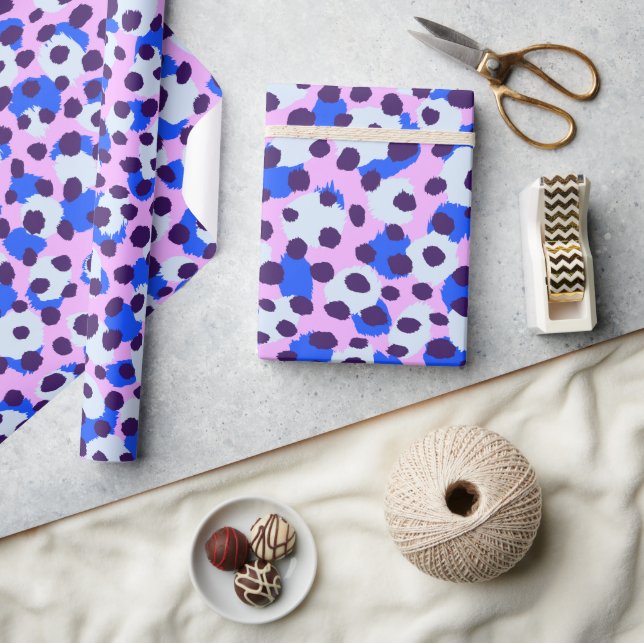 Chic - färgat rosa blue cheetah print monogram presentpapper (Hantverk)