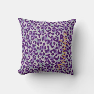Chic, färgstark lila cheetah print monogram kudde