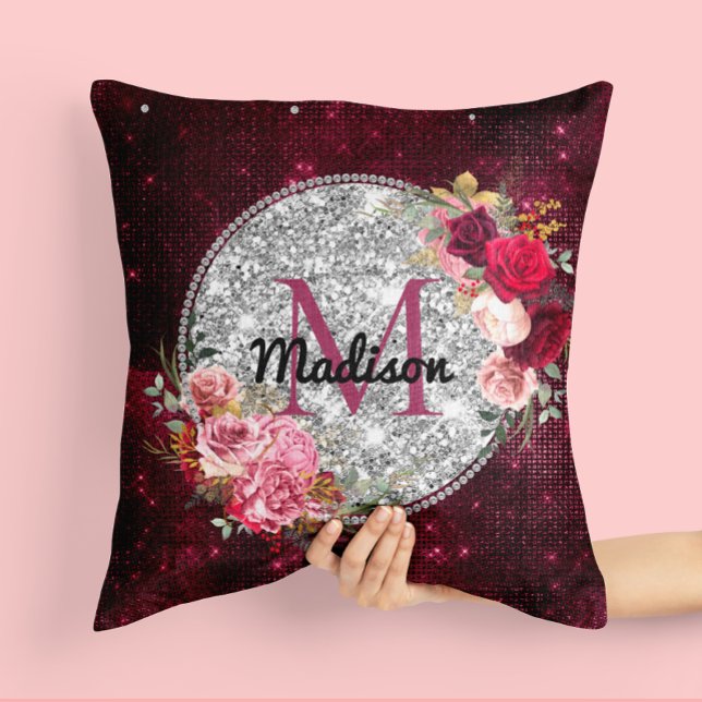 Chic faux Silver Burgundy Blommigt monogram Kudde (Skapare uppladdad)