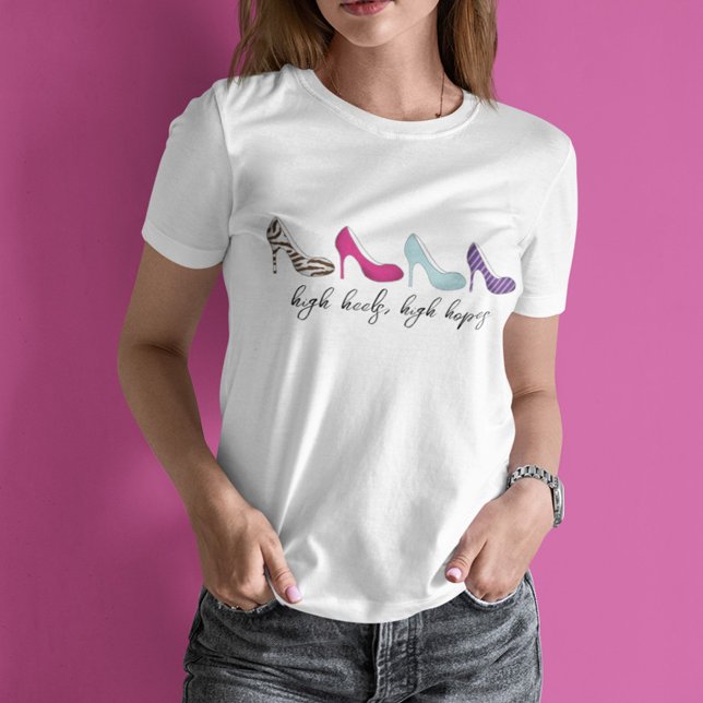 Chic för Cute Womens T Shirt (Whimsical high heels t shirt. )