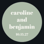 Chic för fetstilt Grönt Modern Bröllop Anpassnings Runt Klistermärke<br><div class="desc">Chic med fetstil Grönt Modern Anpassningsbar Bröllop Classic Round Sticker</div>