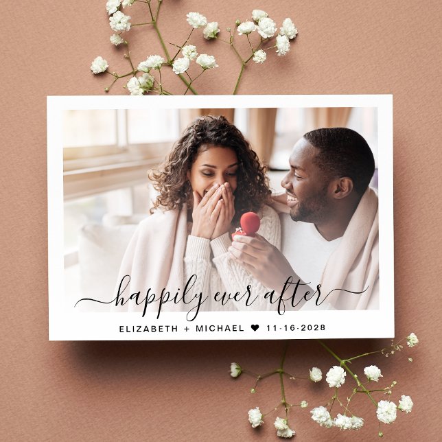 Chic Foto QR-kod Bröllop Spara Datumet (Celebrate your love story with a save the date announcement showcasing your favorite photo)