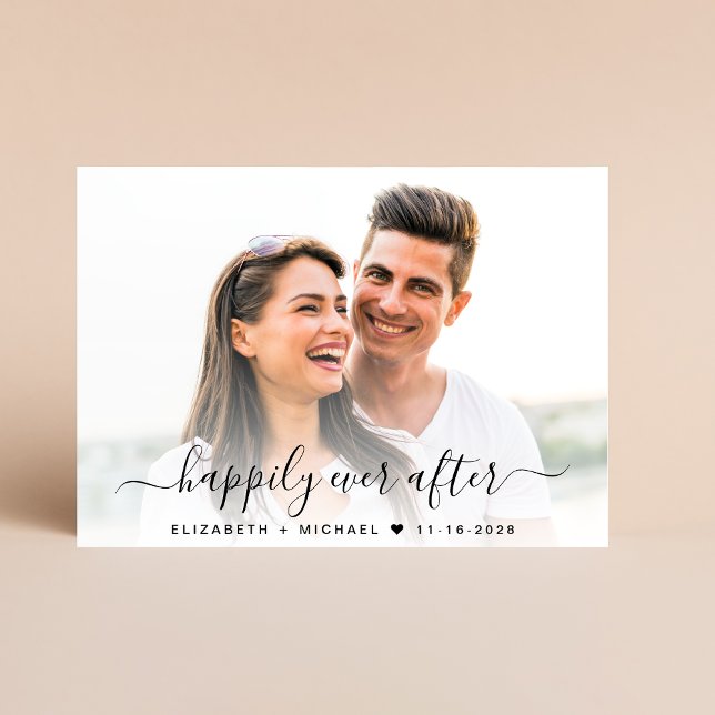 Chic Foto QR-kod Bröllop Spara Datumet (Our user-friendly template allows you to easily upload your photo & create the perfect save the date)