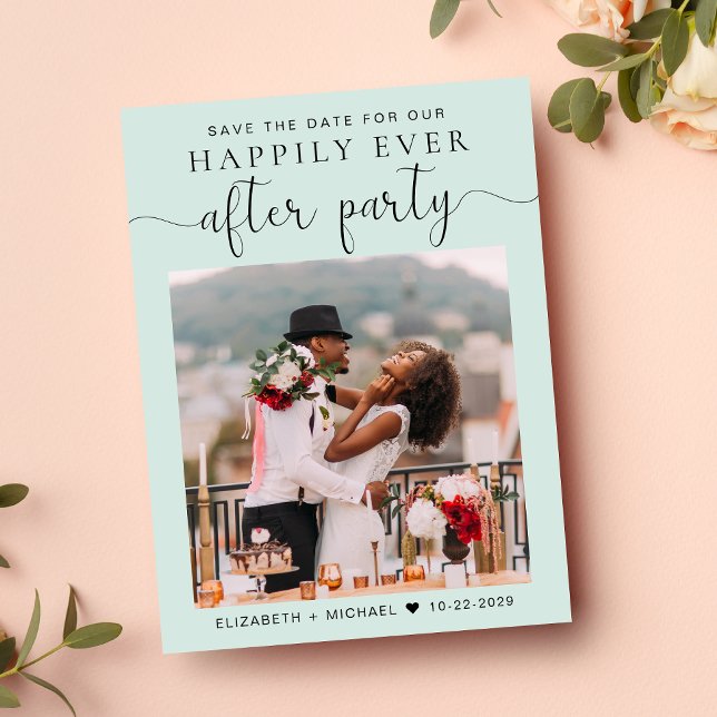 Chic fotomint Bröllopsmottagning Spara datum Meddelande Vykort (A stylish save the date announcement for a reception to celebrate your elopement or private wedding)
