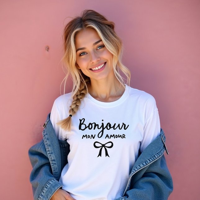 Chic Fransk Bow Coquette | Bonjour Mon Kärlek T Shirt (Skapare uppladdad)