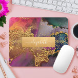 Chic glam vattenfärgsmarble guld lila blue grönt<br><div class="desc">Ett glatt, faux-guld-band med din manustypografi namn övertäcker en rik, guld, marinblått, jägerblå grönt, rosa och lila vattenfärgsbakgrund på den här eleganten, trendig, girly, eget namn moussad. Gör en chic och snyggt påstående varje gång du användor den. En underbar gåva till en vän, förutom dig själv! Skriv bara i valfri...</div>