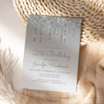 Chic Glitter Drip Silver 21:a födelsedag Inbjudningar<br><div class="desc">Trendigets inbjudan på 21:a födelsedag innehåller en glatt silver faux glitter drop gräns och blå ombre-bakgrund. Ord "21:a födelsedagen" och hedersgästens namn visas i handskriftsskriptet silver grått,  med resten av anpassadet i sans serif font. Samma droppdesign i silver glitter visas på baksidan.</div>