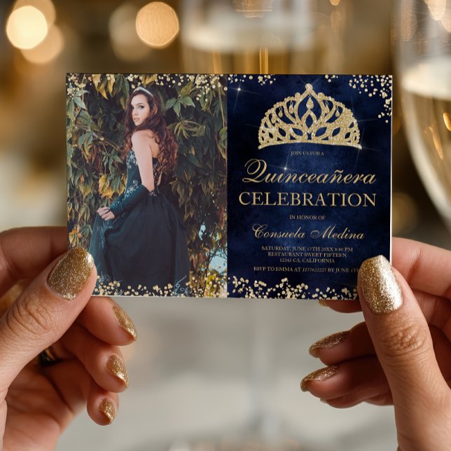 Chic glitter, fototiara Quinceañera Inbjudningar (Chic gold glitter navy photo tiara Quinceañera Invitation)
