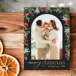 Chic Grått Botaniskt båge 1 Foto God jul Julkort<br><div class="desc">Den här samlingen har vattenfärgade röda blommigtar,  bär och vintergröna med modern och elegant typografi,  med ett botaniskt mönster baksida på vintern.</div>