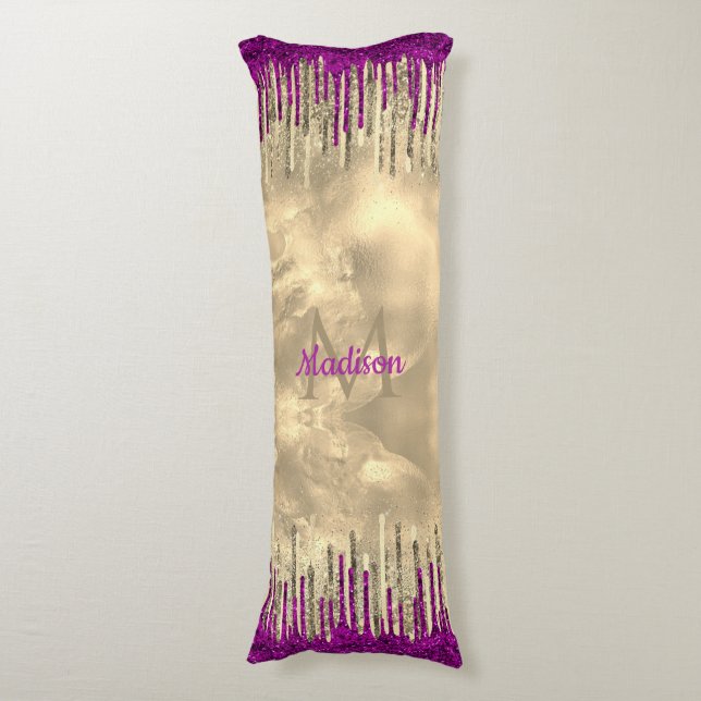Chic guld och shock rosa droppar, monogram kroppskudde (Framsidan Vertikal)