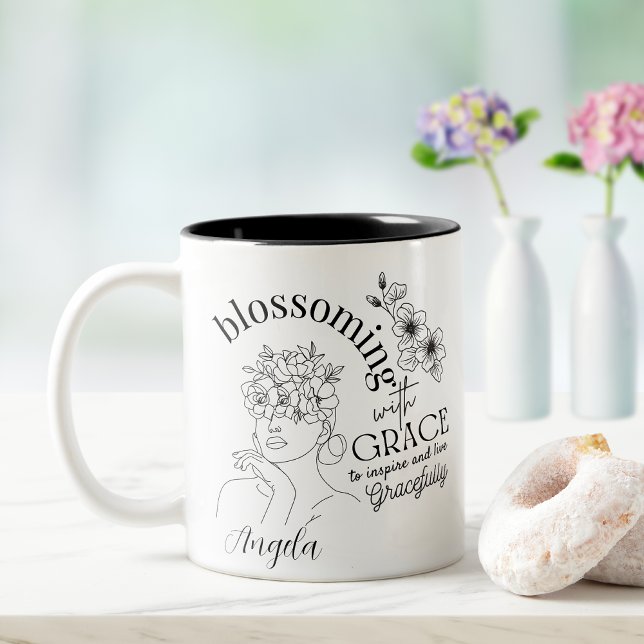 Chic Krona Hair av Ro Blooming med Grace Två-Tonad Mugg (Great gift idea for International Women's day celebration, March 8th!)