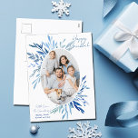Chic Lycklig Hanukkah Blue Botanical Family Photo Helg Vykort<br><div class="desc">Vackert blåfärgat botaniskt löv vår ut ur ditt lodrät judiskt familjefoto för en Lycklig Hanukkah. Anpassa den här chicen Chanukah-fotovykort.</div>