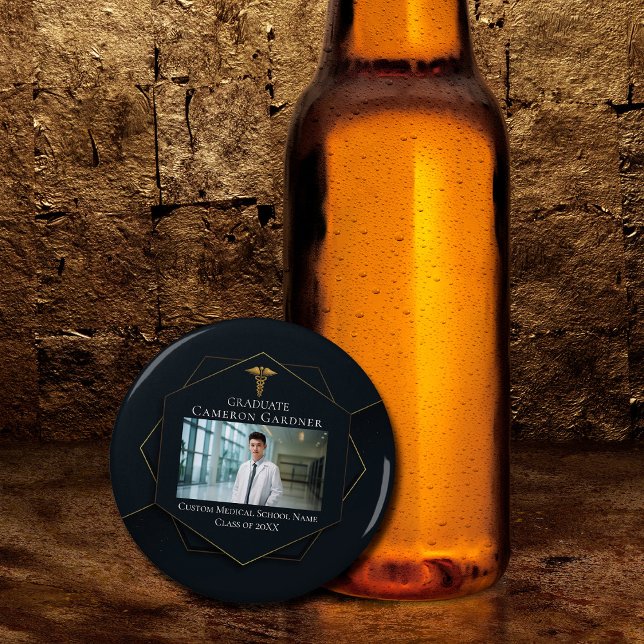 Chic Medical School Photo Black Studentfest Flasköppnare (Skapare uppladdad)