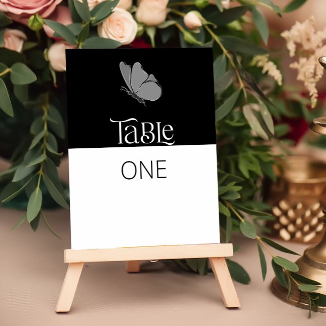 Chic Minimalist Typography Butterfly Bröllop Bordsnummer (Skapare uppladdad)