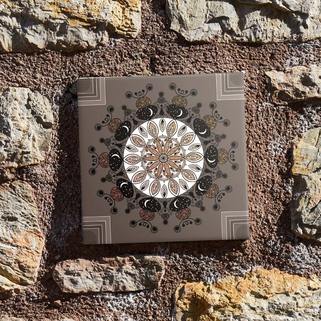 chic modern mandala svartvit brun kakelplatta (Skapare uppladdad)
