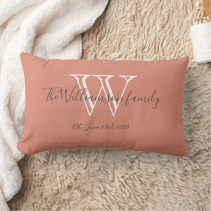 Chic Modern Monogram Family Namn Cute Keepsak Lumbarkudde