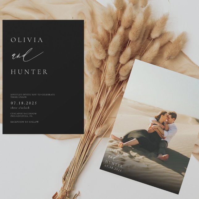 Chic Modern Photo Black & White Bröllop Inbjudningar (Skapare uppladdad)