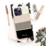 Chic Modern Rand Mönster med Namn<br><div class="desc">Täck din mobil i ett modernt fodral med chic i svart,  grått,   rosa och grå äggskal,  vit. Tunn faux-guld linjer skiljer färg i designern stil. Anpassa med ditt namn,  monogram eller annan önskad text. Du kan också ta bort det visade exemplet namn om du föredrar fodral utan någon text.</div>