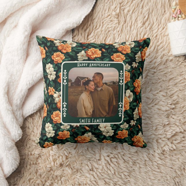 Chic Mr And Mrs Golden Anniversary  Throw Pillow  Kudde (Filt)
