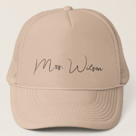 Chic Mr. eller Mrs. Efternamn embroiderade basebal Keps
