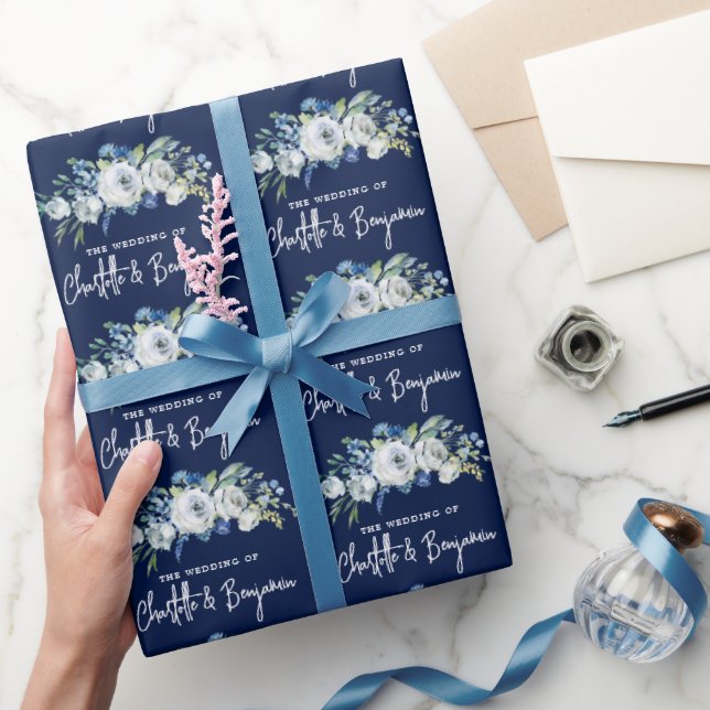 Chic Navy Blue White Peony Blommigt Personligt brö Presentpapper (Gifting)
