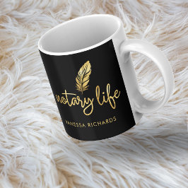 Chic Notary Life Black Guld Feather Modern Script Kaffemugg