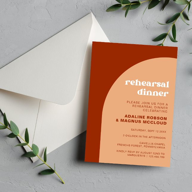 Chic Peach Boho Valv Vigsel Reperition Middag Inbjudningar (Chic peach boho arch rehearsal dinner invitation sets a warm tone for your pre-wedding celebration.)