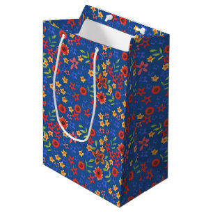 Chic Retro Ditsy-Blommigt på Blue Medium Gift Bag